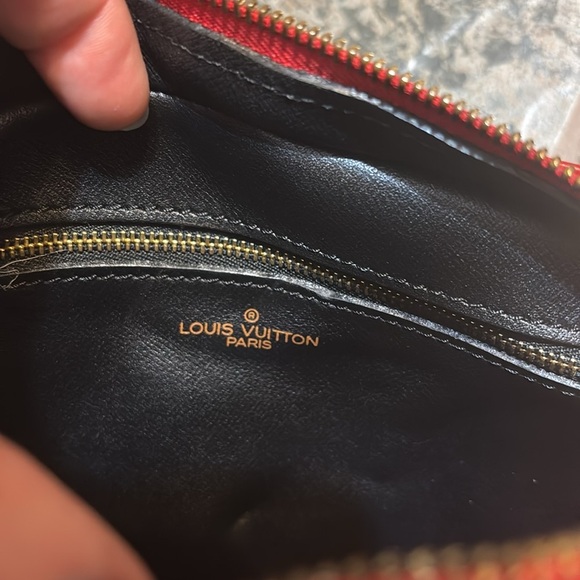 Louis Vuitton Red Epi Jeune Fille crossbody bag. GUC - Picture 10 of 13